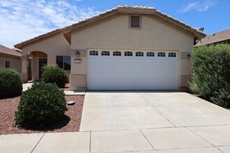 Building Photo - Community Pool