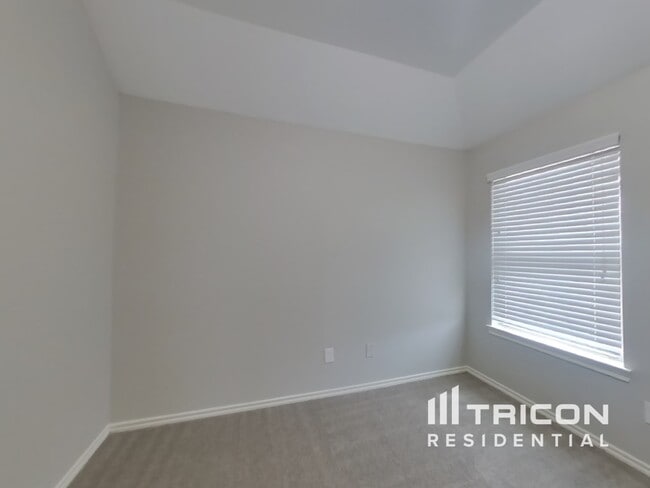 Building Photo - 1423 Evermore Manor Ln