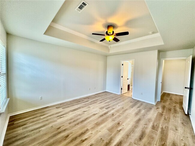 Building Photo - 441 Sorrento Dr