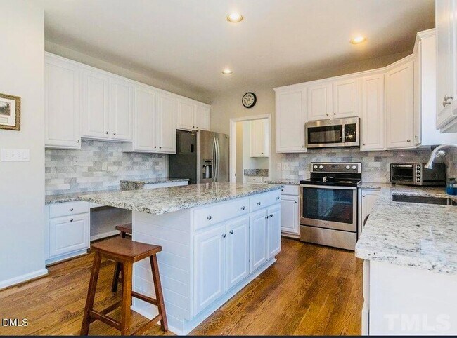 Building Photo - 1517 Wood Spring Ct