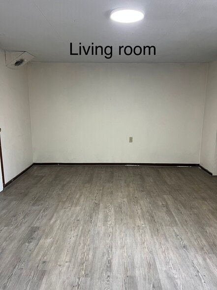 Building Photo - 22 Hillsdale Ave