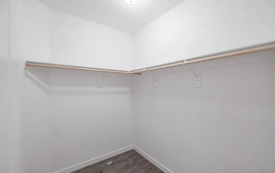 Building Photo - 2485 Roll Tide Ct