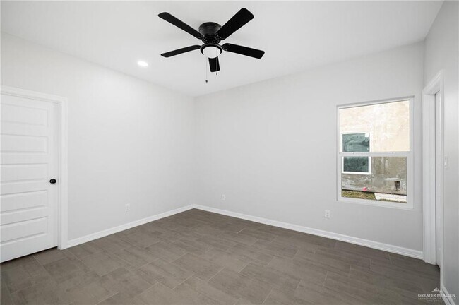 Building Photo - 3813 N Mezcal Dr
