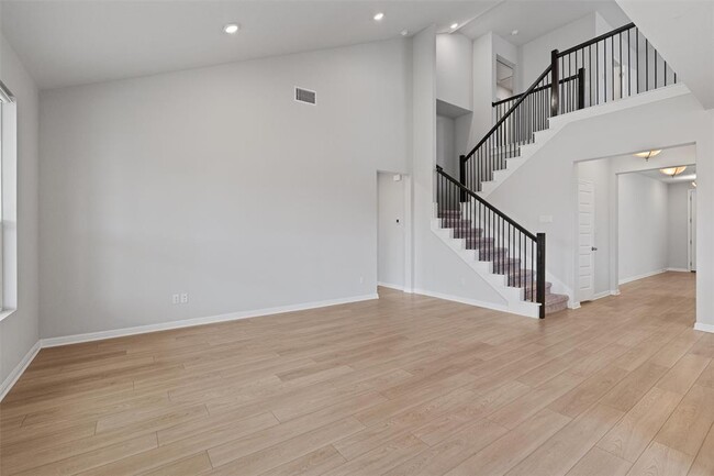 Building Photo - 116 Rocking Chair Dr