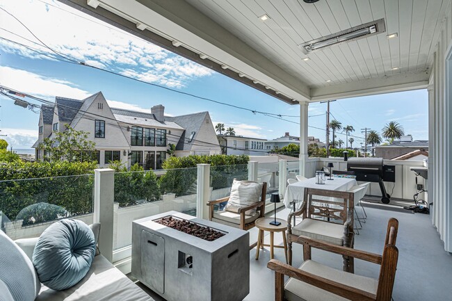 Building Photo - Coronado Beach House