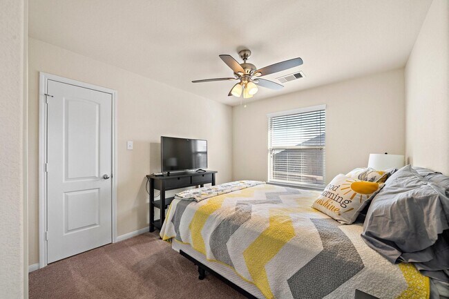 Building Photo - 2815 Bottiglia Wy