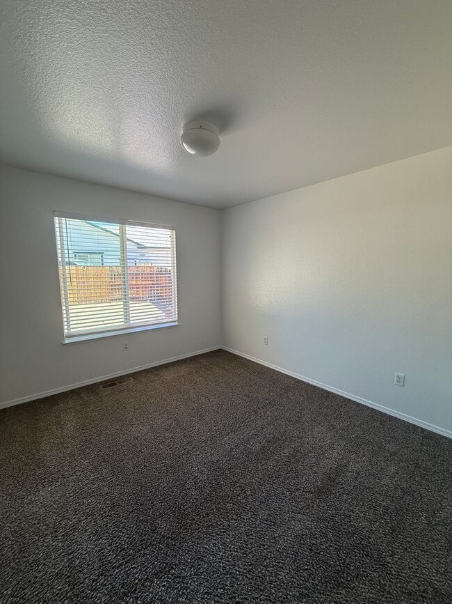 Building Photo - 2505 Nimbus Ct