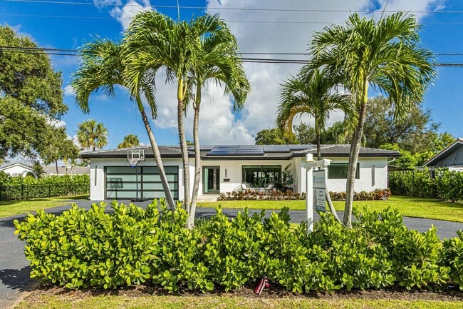 Building Photo - 1049 W Palmetto Park Rd