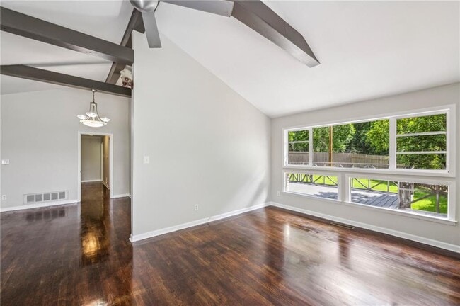 Building Photo - 2762 Dresden Dr