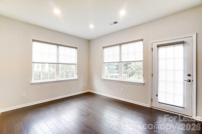 Building Photo - 2337 Abundance Ln