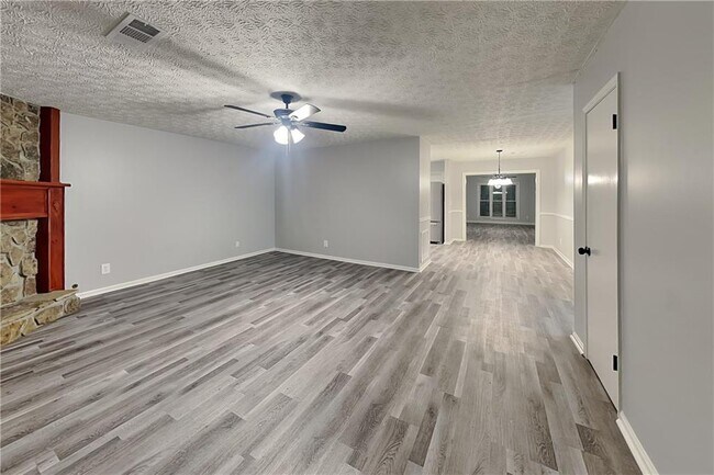 Building Photo - 4522 Inlet Rd