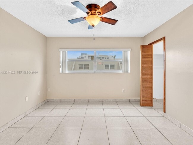 Building Photo - 210 NW 87th Ave