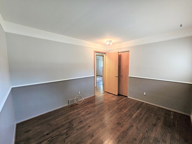 Building Photo - 53416 Tundra Dr