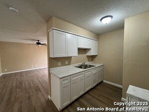 Building Photo - 2014 Anchor Dr