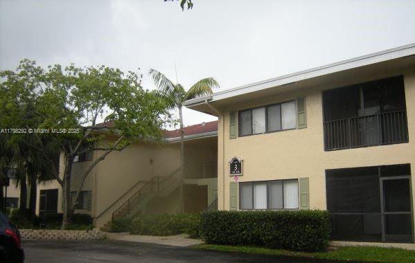 Building Photo - 2445 SW 18th Terrace