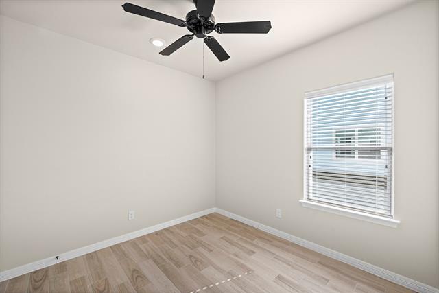 Building Photo - 604 Adeline Dr