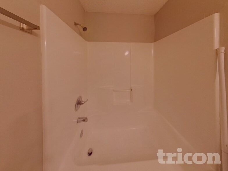 Building Photo - 7828 Texridge Dr