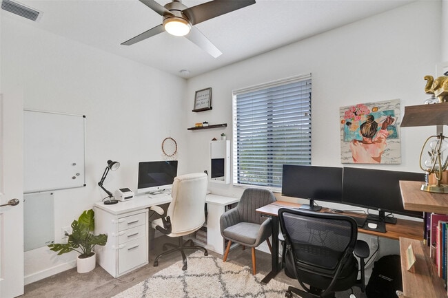 Building Photo - 20741 NE 5th Ct