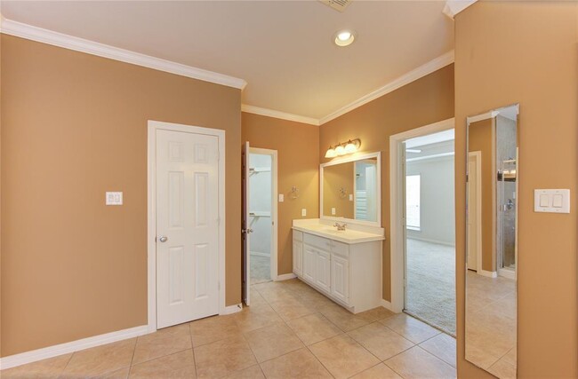 Building Photo - 13310 Olive Trail