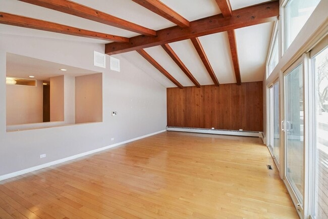 Building Photo - 71 Lake Shore Dr