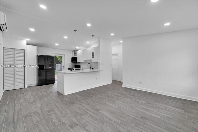 Building Photo - 1175 NW 133rd St