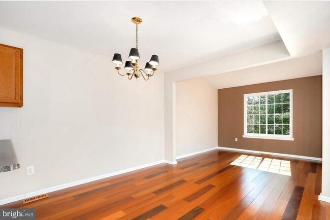 Building Photo - 8580 Dark Hawk Cir
