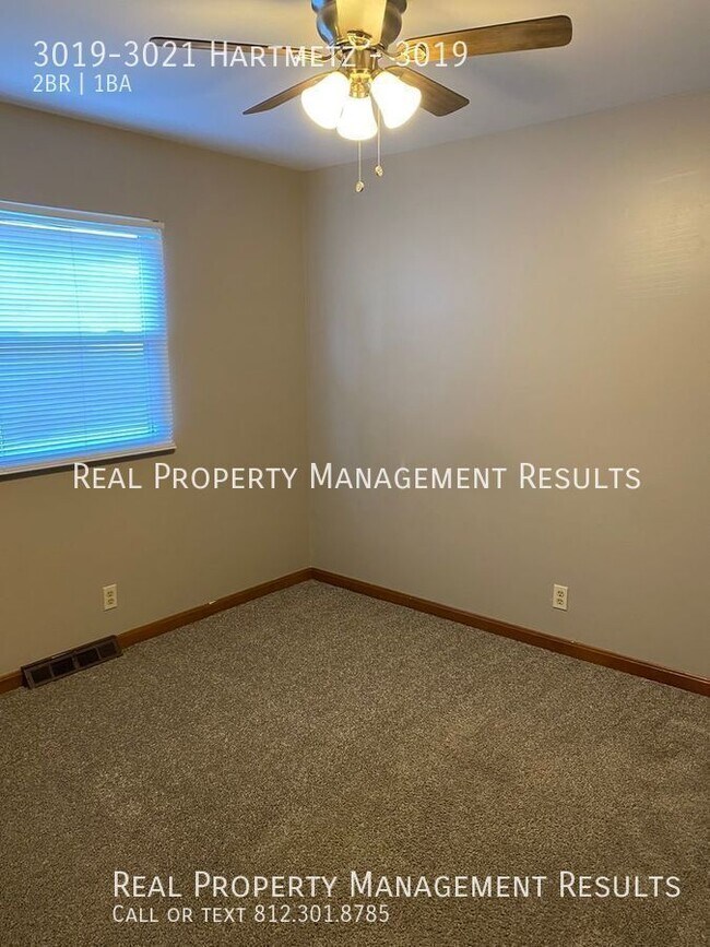 Building Photo - 3019-3021 Hartmetz-3019