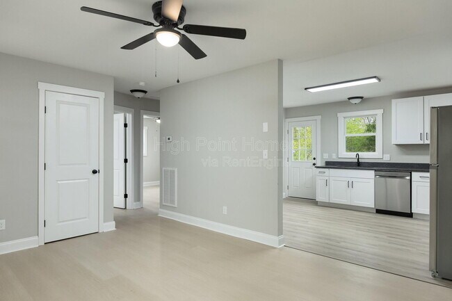 Building Photo - 5403 Kimbro St