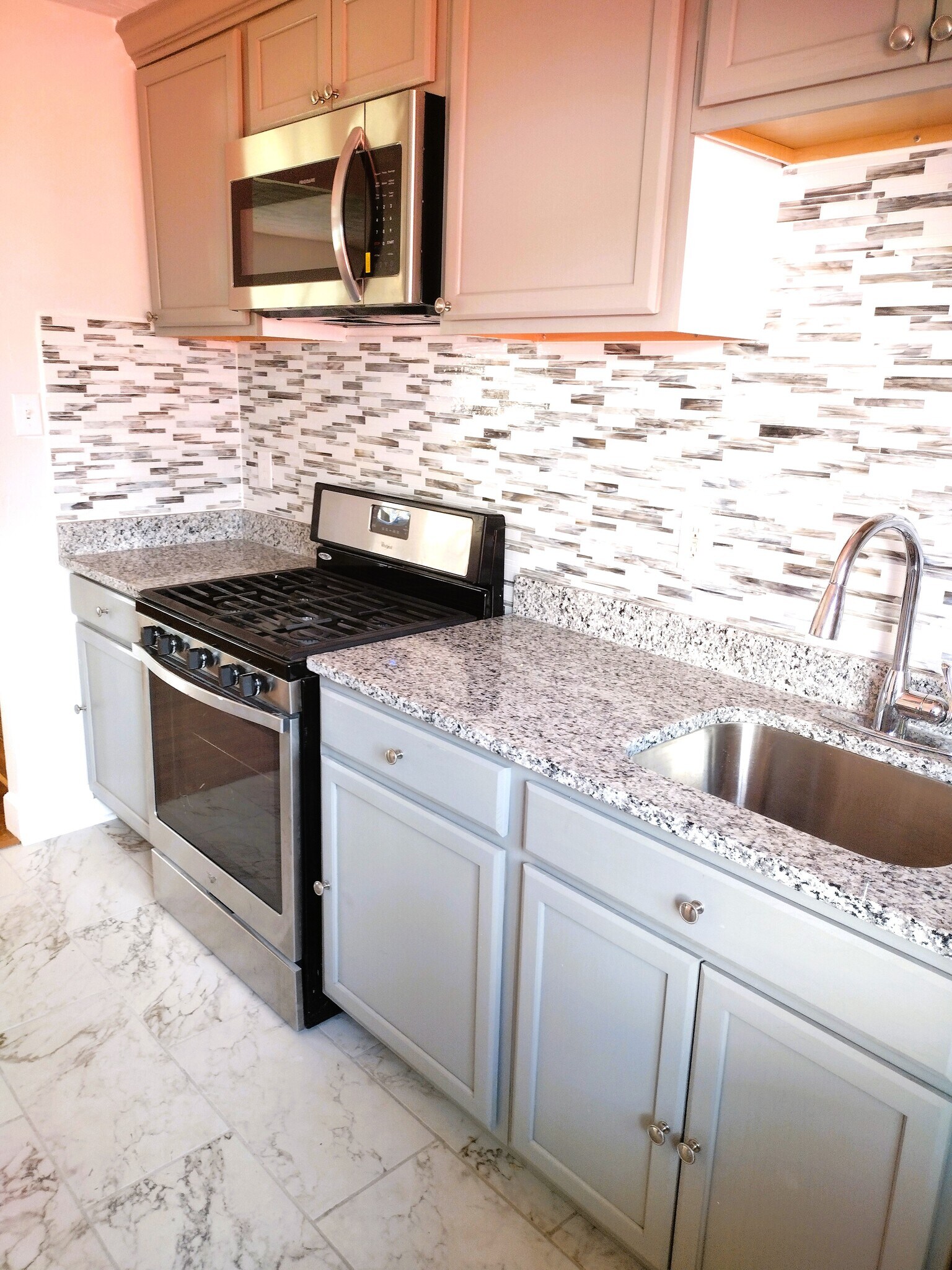 Building Photo - 9578 Landbreeze Row