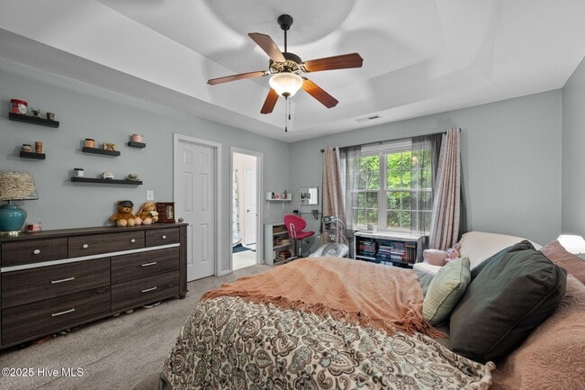 Building Photo - 1006 Hollyfield Ct