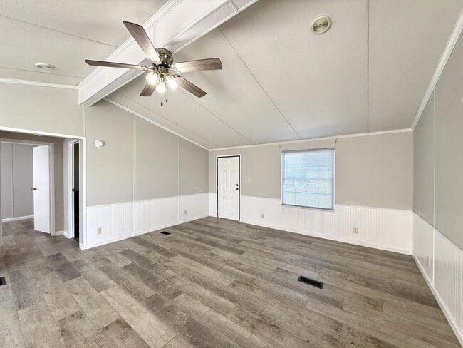 Building Photo - 560 Jimmy Johnston Rd