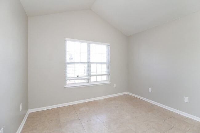 Building Photo - 1143 Hannah Rae Ct