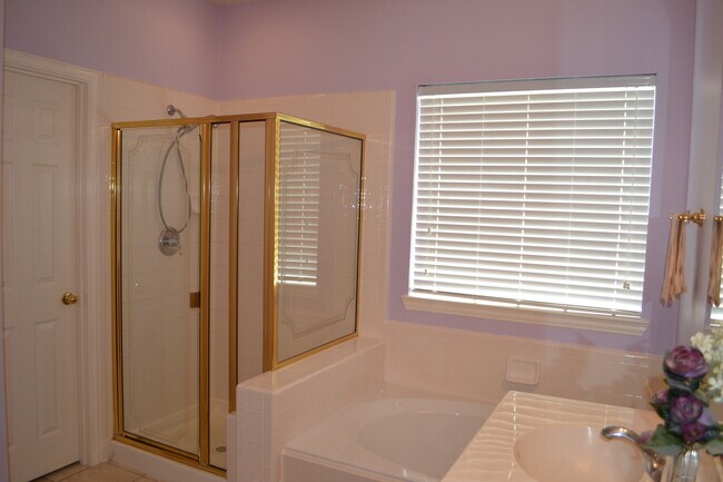 Building Photo - House for Lease in Plano