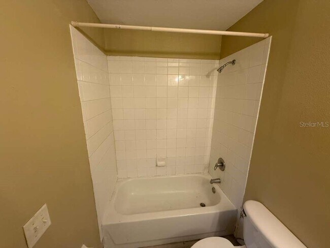 Building Photo - 709 Orchid Dr