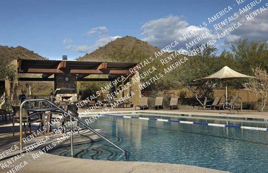 Building Photo - 1912 W Black Hill Rd