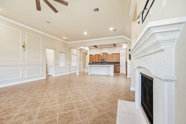 Building Photo - 8111 Sweet Gardens Ct