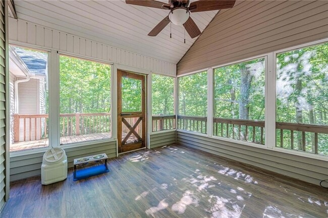 Building Photo - 262 Morse Elm Loop