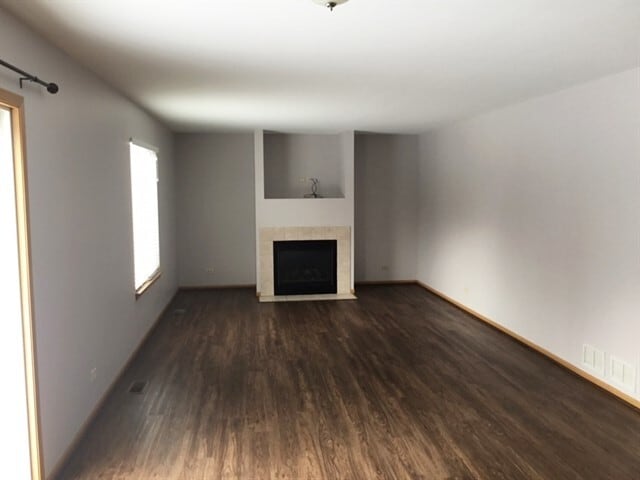 Building Photo - 233 E Cobbler Ct