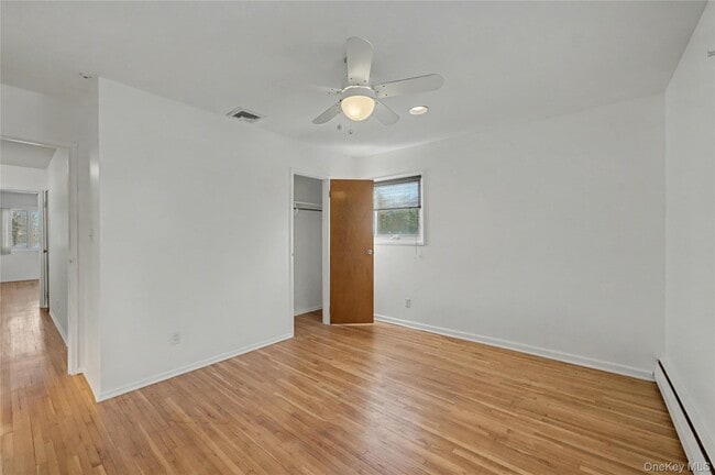 Building Photo - 38 Park Dr E