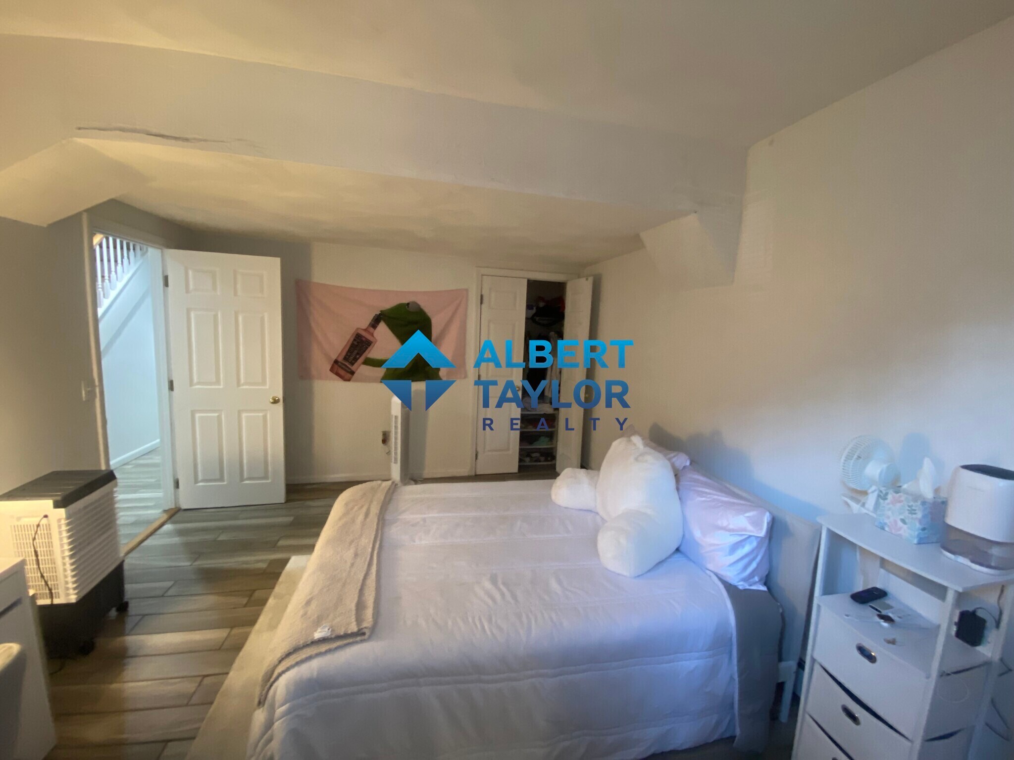 Building Photo - 14 Wigglesworth St