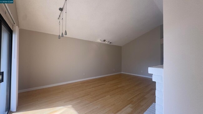 Building Photo - 1006 Devonwood