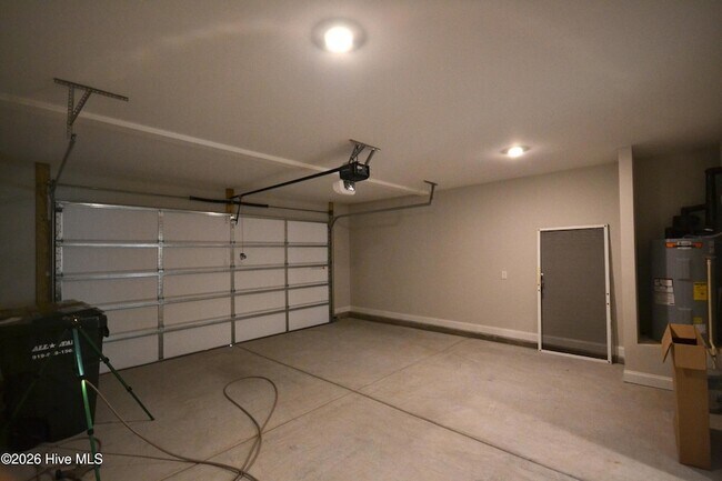 Building Photo - 388 Atwood Dr