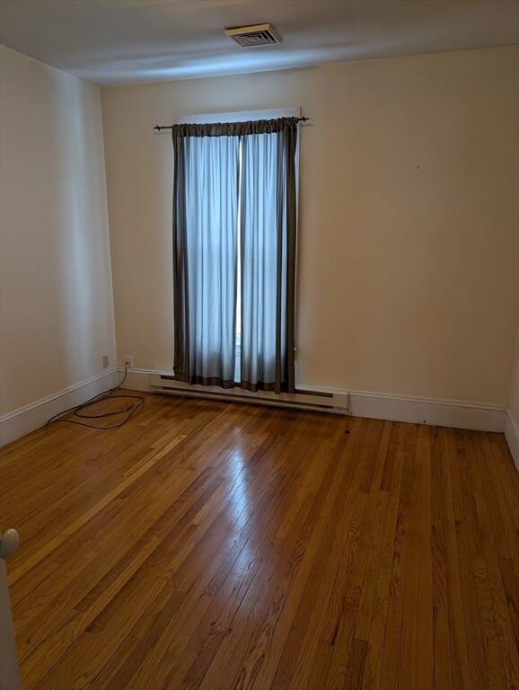 Building Photo - 95 N Elm St