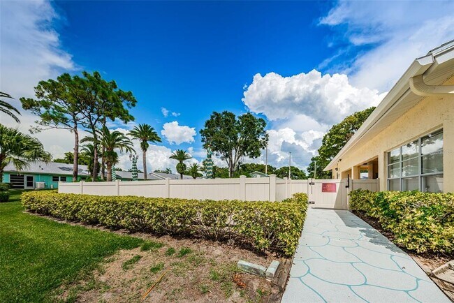 Building Photo - 2465 Northside Dr