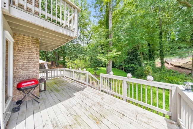 Building Photo - 1561 Sultan Ln