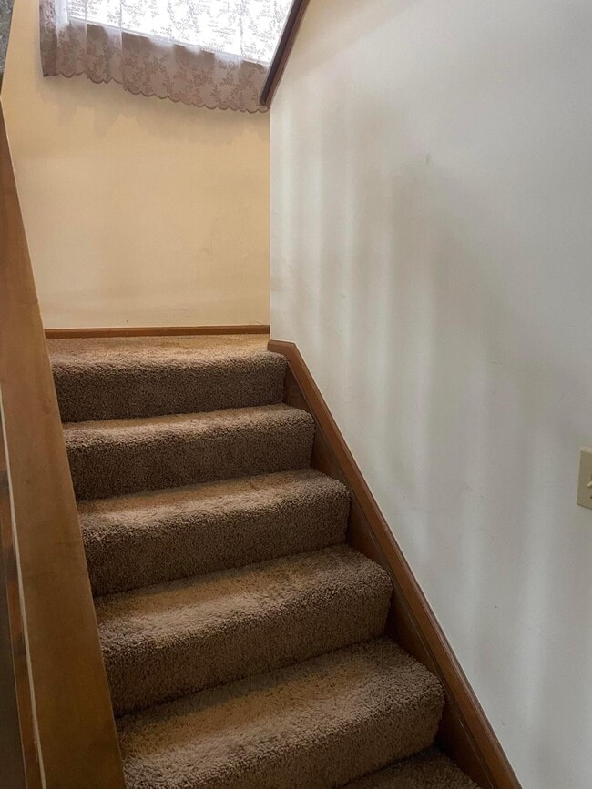 Building Photo - 6680 Birchton St