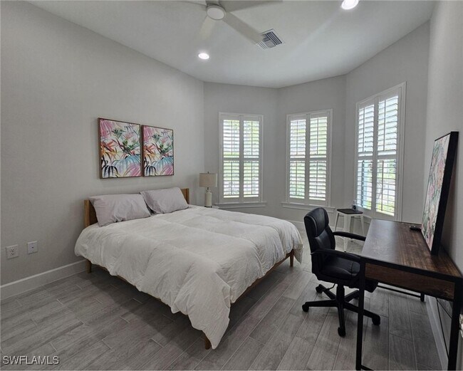 Primary Photo - 6839 Saona CT