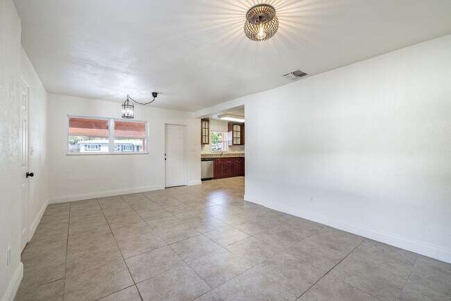 Building Photo - 2533 N Habana Pl
