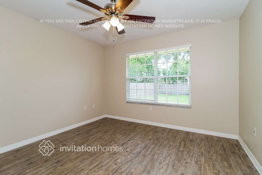 Building Photo - 139 Varsity Cir