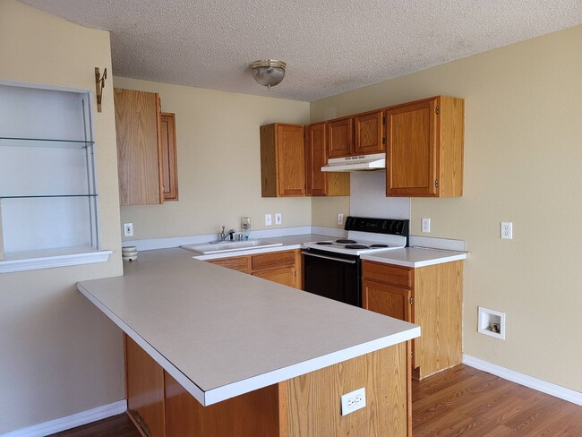 Building Photo - 1111 Tunbridge Dr